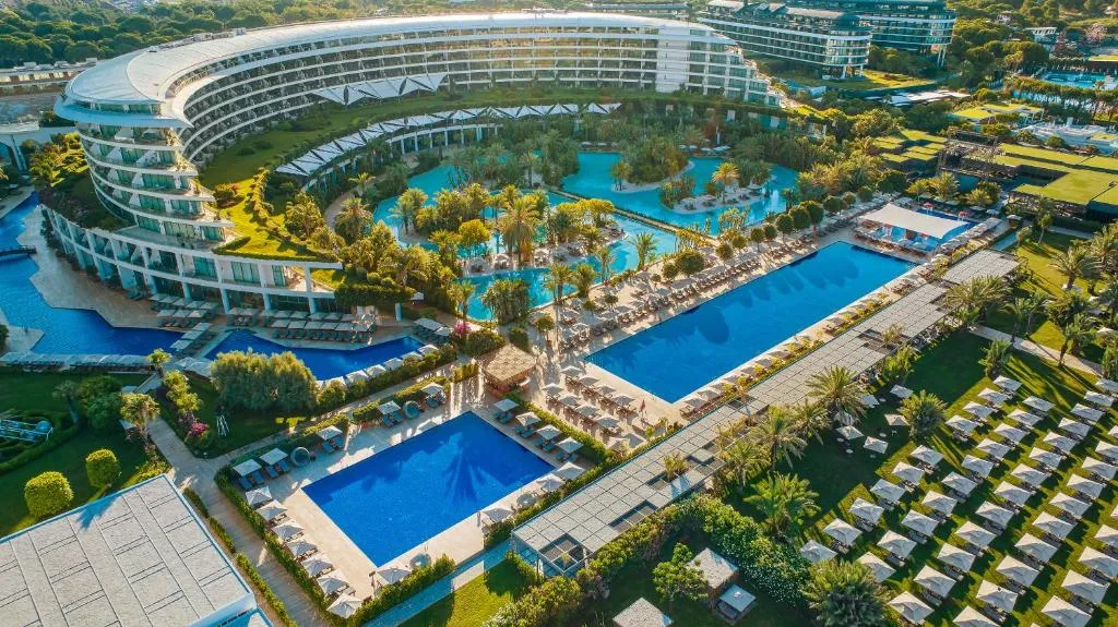 Lüksün ve Eğlencenin Kalbi: Belek Tatil ve Golf Rehberi